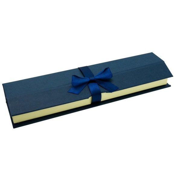 Elegant Tennis Bracelet Swarovski Elements with the tag and Gift box, great gift - Picture 4 of 4